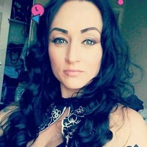 Meet your Posher, Leigha